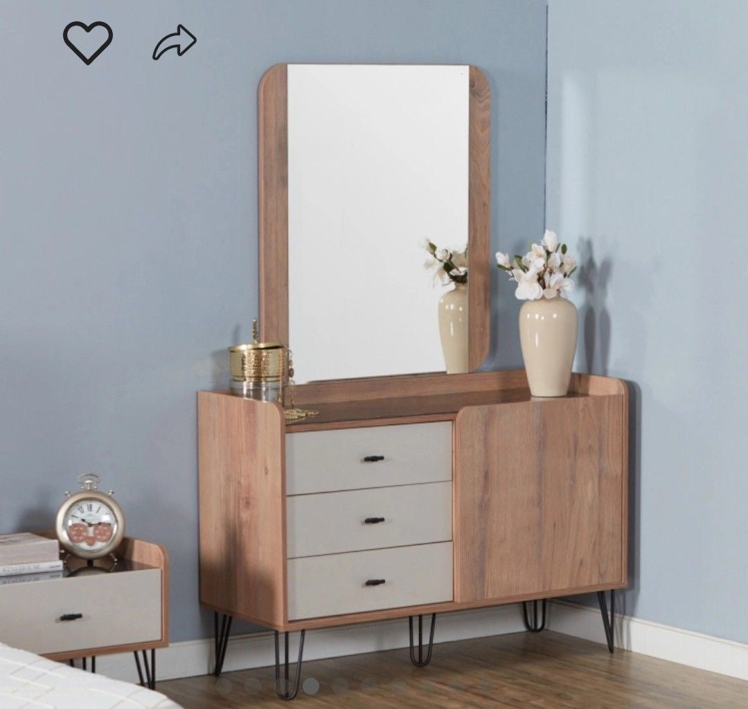 Makeup Vanity | Brown & Grey | 100 x 40 x 140 | GI27